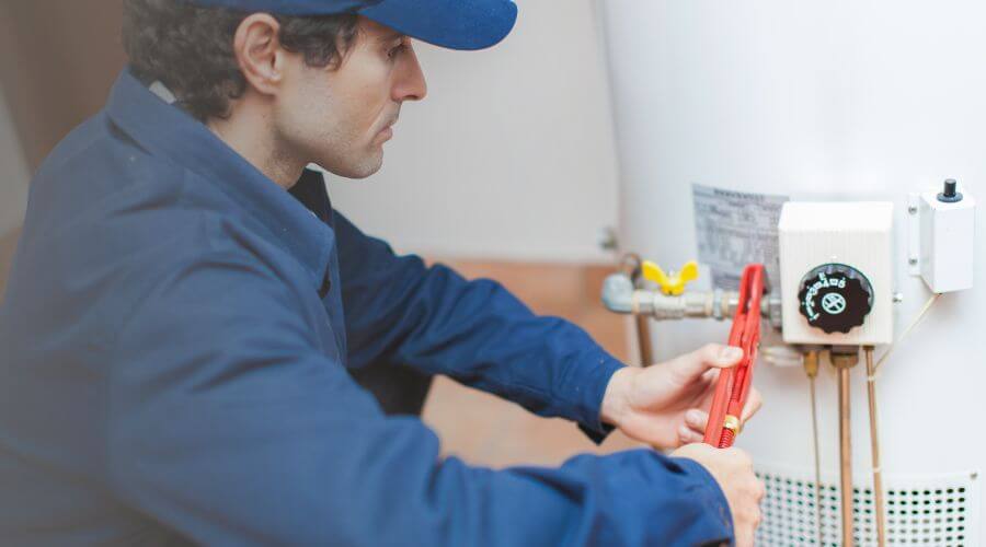Local water heater installation in Basehor, KS